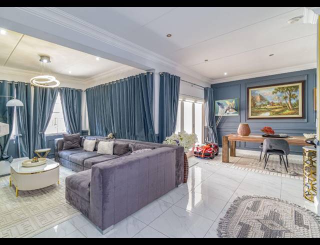 3 BEDROOM TOWNHOUSE FOR SALE IN BRYANSTON